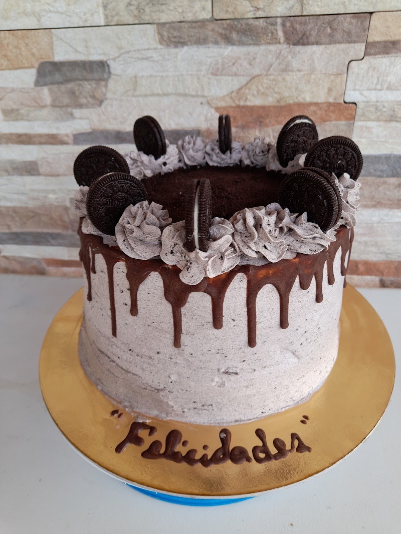 Mathi's Cake - Bakery in Alajuela