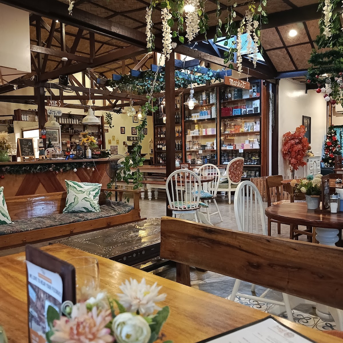 Max's Corner Bakery - Bakery in Puerto Princesa City