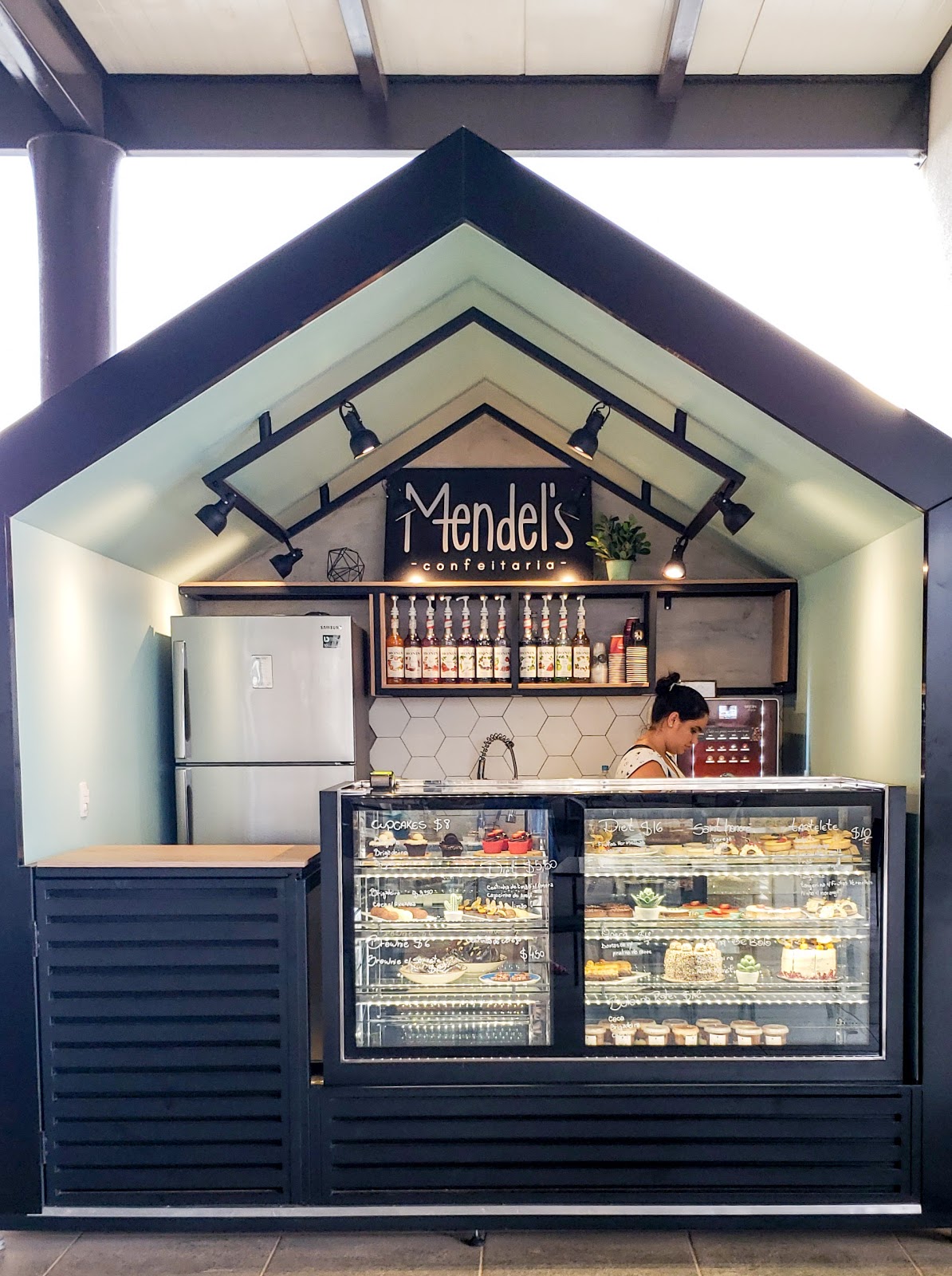 Mendel's Confeitaria e Cafe - Cafe Bakery in Uberlândia