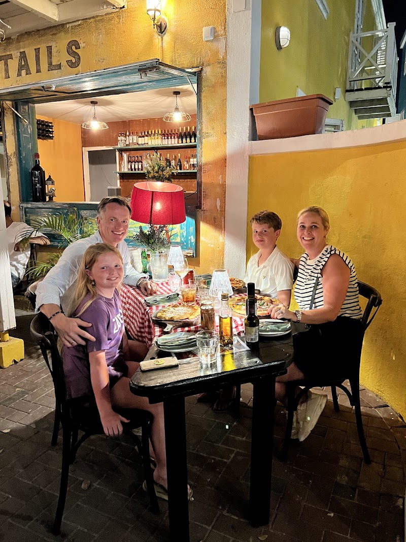 Mi yama design - Bakery in Willemstad
