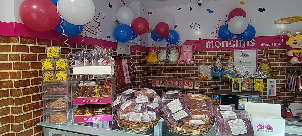 Monginis Cake Shop in Kolkata