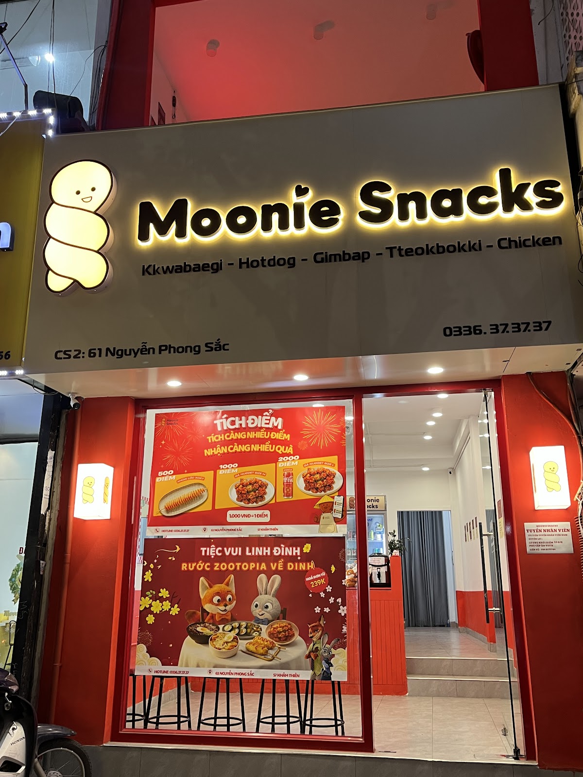 Moonie Snacks in Quận Hoàn Kiếm