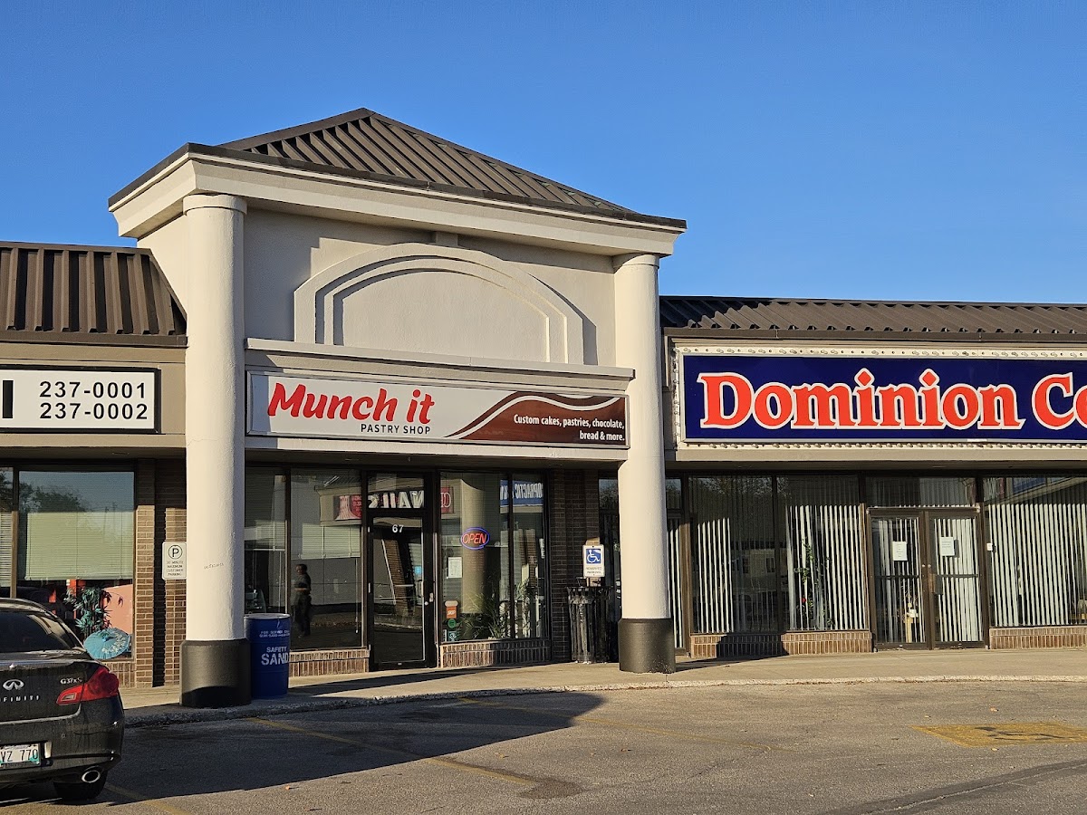 Munch It Pastry Shop in Winnipeg