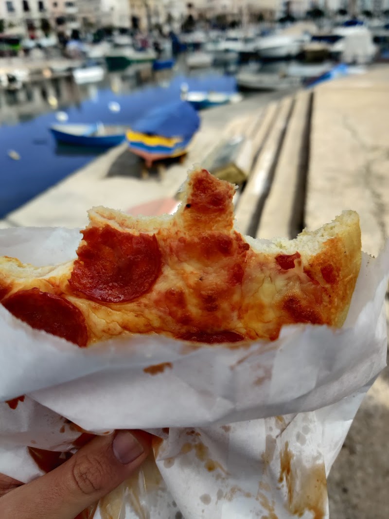 Muscat Pastizzeria - Bakery in Pietà