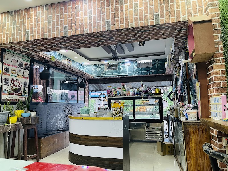 Natural Cake Parlour