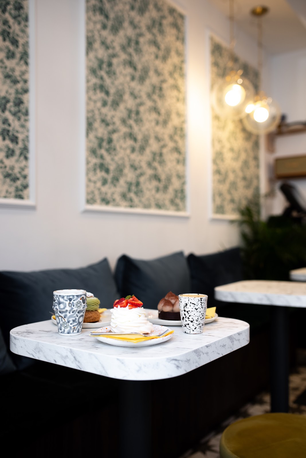 Neka jedu kolače slastičarnica in Zagreb