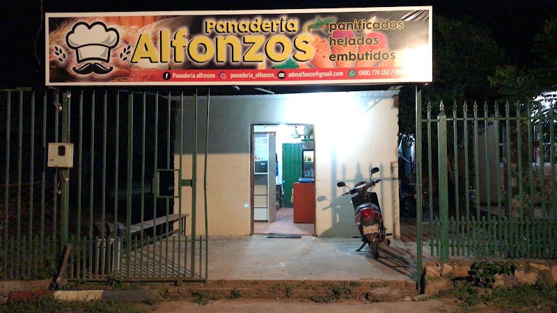 Panaderia Alfonzos in Arroyos y Esteros