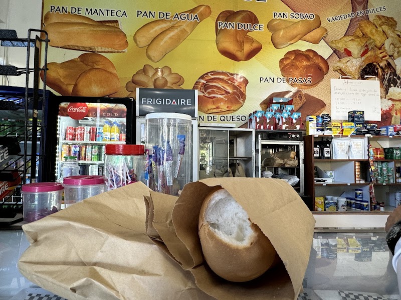 Panadería La Adjunteña in Adjuntas