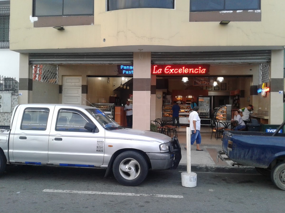 Panadería y Pastelería La Excelencia in Guayaquil