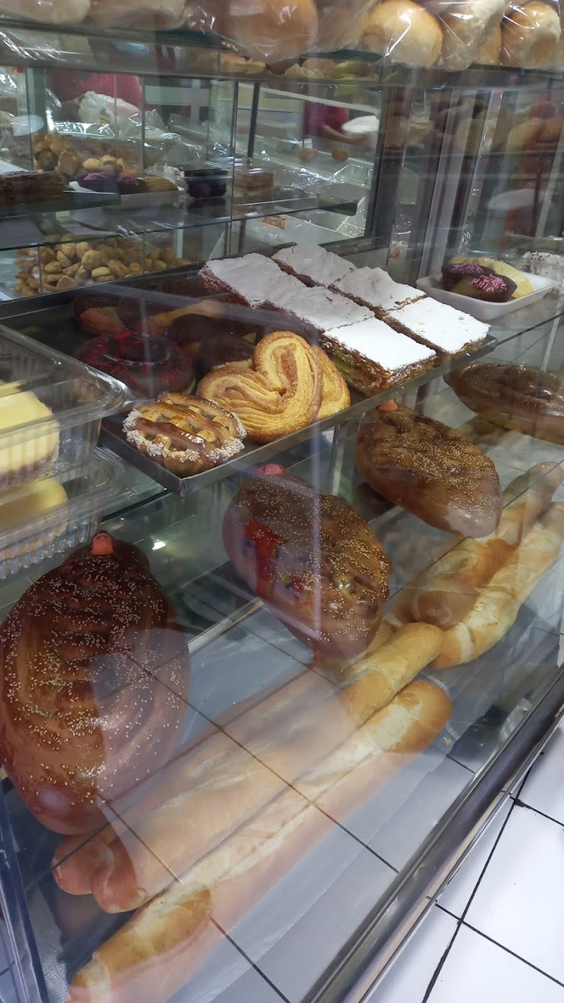 Panificadora Cafres - Bakery in Arequipa