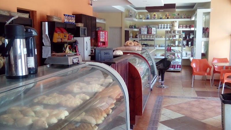 Panificadora Higueyana - Bakery in Higüey