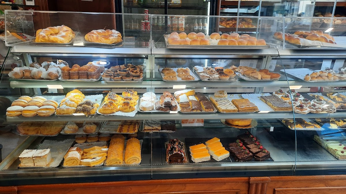 Pão Quente Alto das Torres in Vila Nova de Gaia