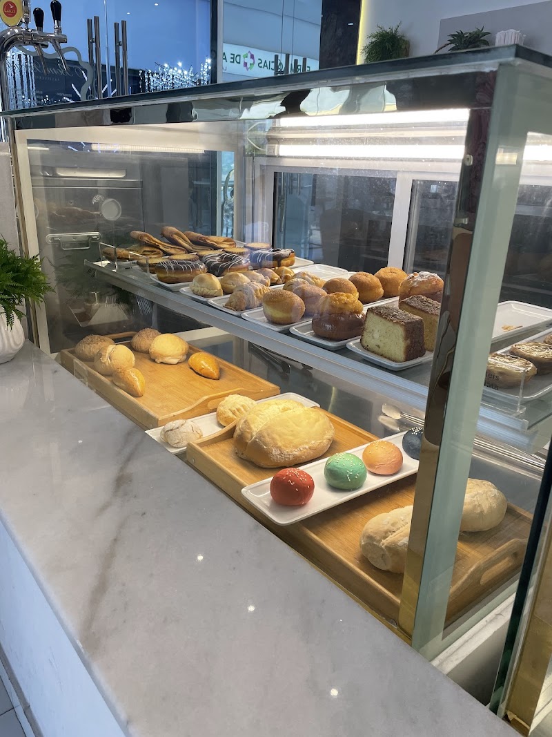 Pastelaria HolySweet in Samba