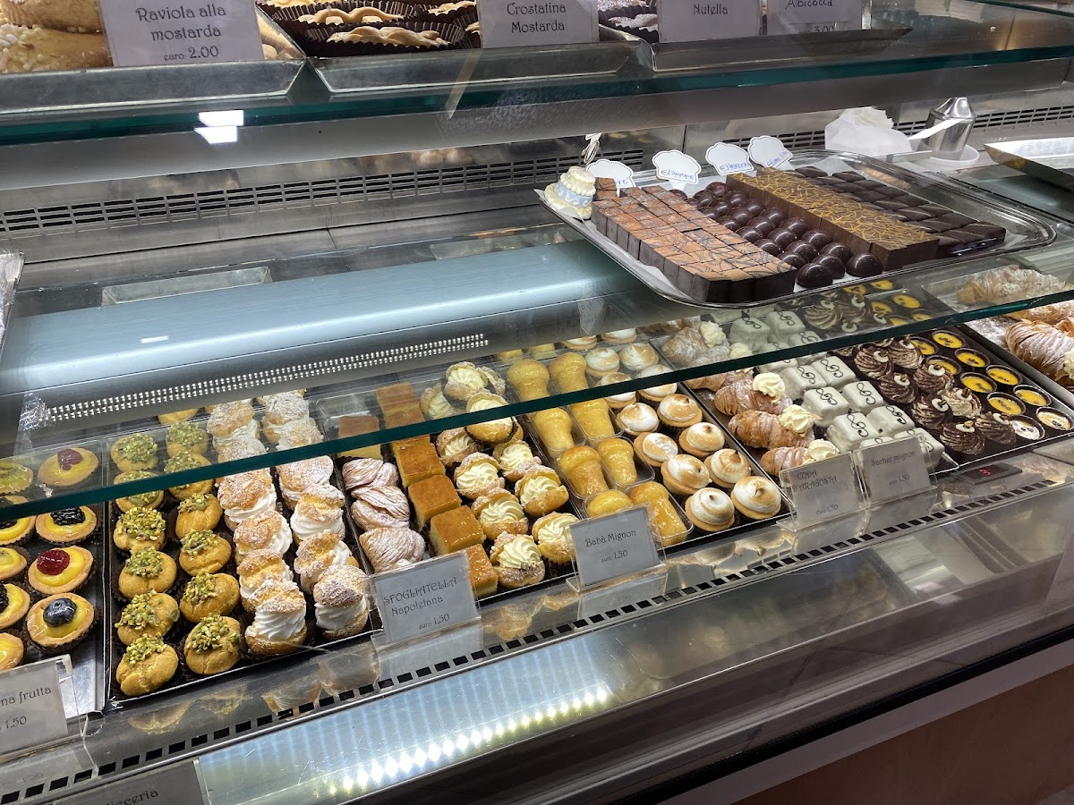 Pasticceria D'Azeglio in Bologna