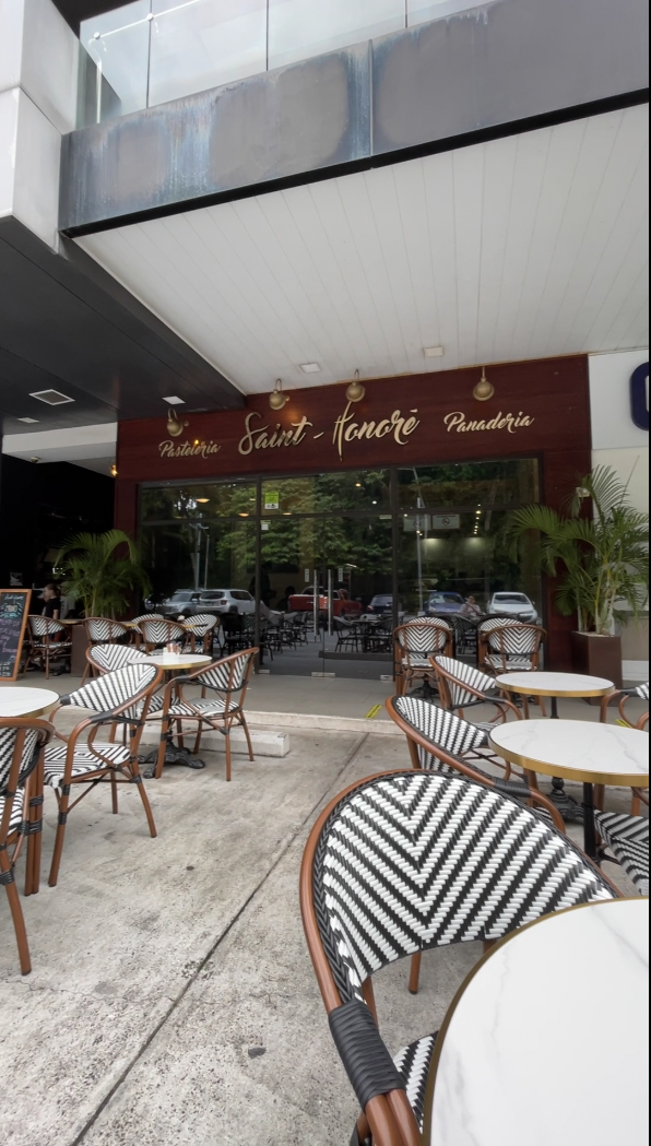 Patisserie Saint Honore in Ancón