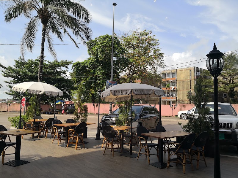 paul in Libreville