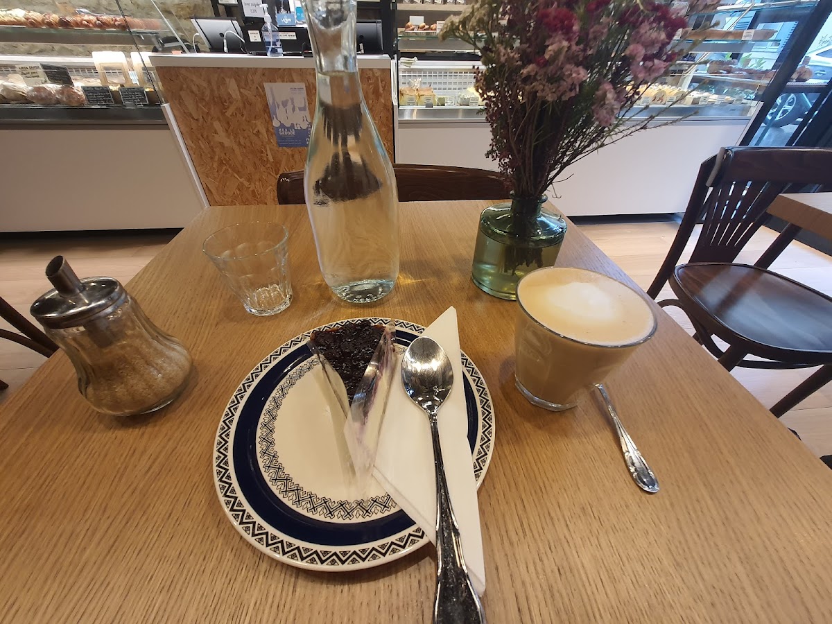 Piece of Cake in Lyon