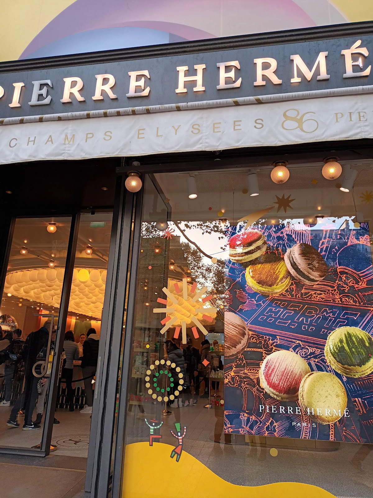 Pierre Hermé in Le Chesnay