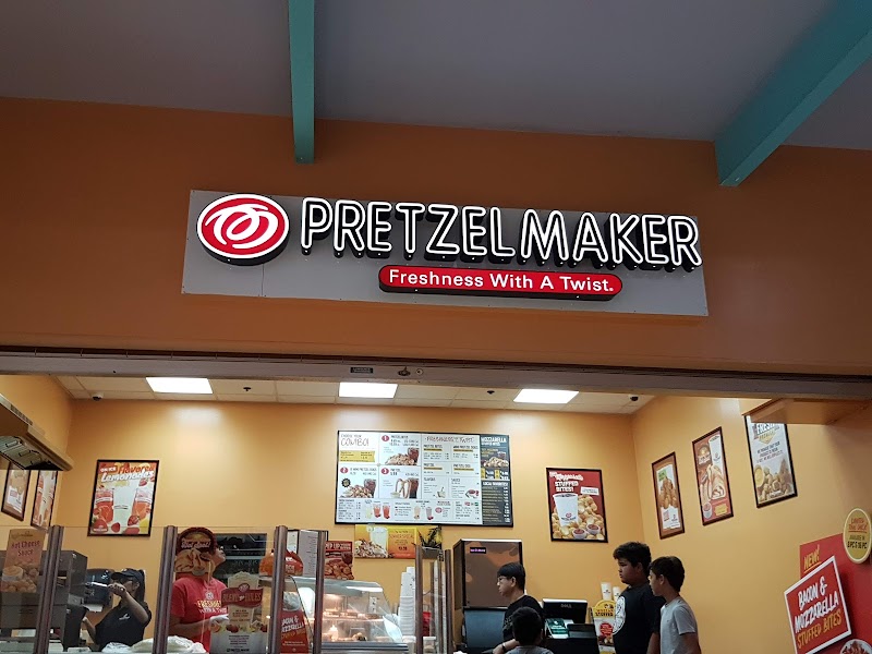 Pretzelmaker in Dededo