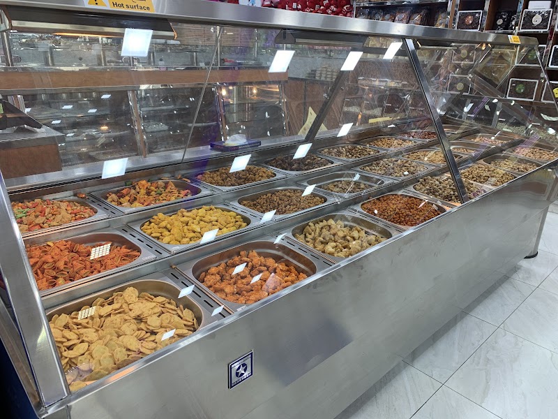 Real Taste Bakery, Sweets and Nuts