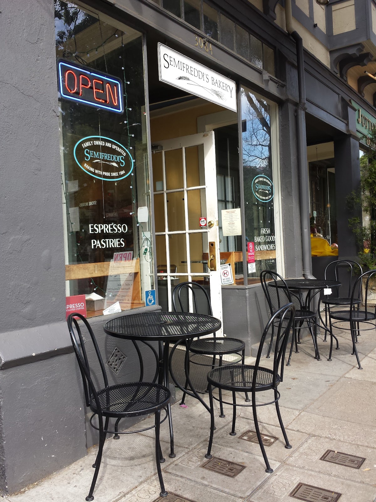 Semifreddi's Bakery in Berkeley