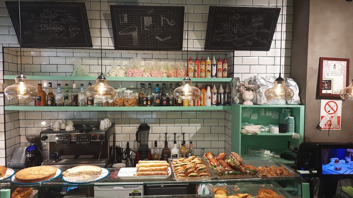Sirin Firin Bakery in Beyoğlu