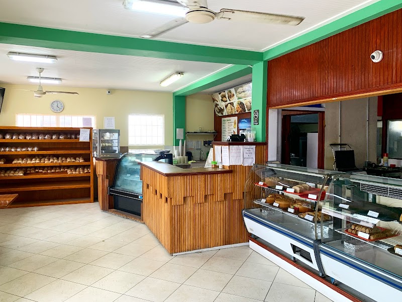 SJ Health and Bakery in Saint Michael