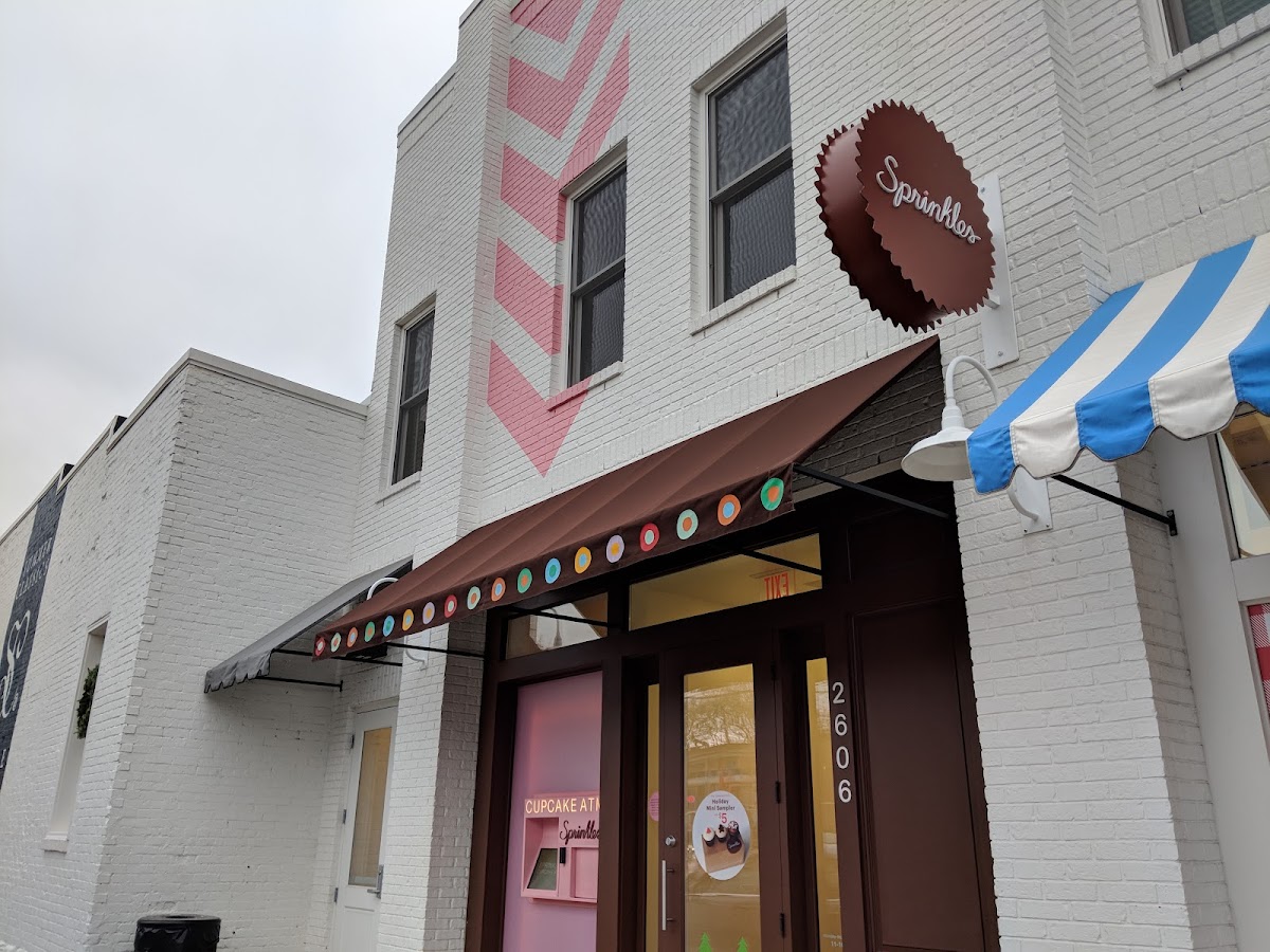 Sprinkles Cupcakes - Cake Shop in Nashville