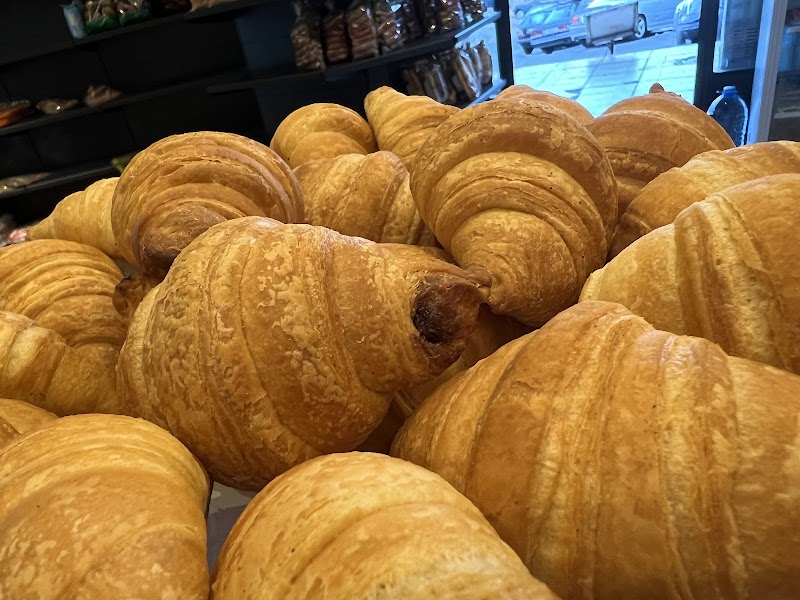 St. Elie Bakery in البوشرية