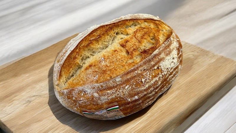 Sugó-Pékség in Baja