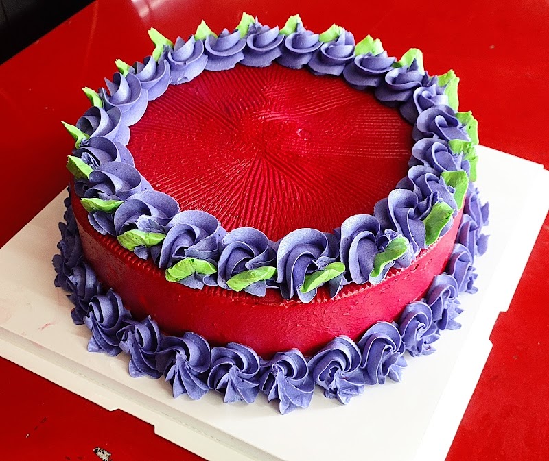 Superman Ice-Cream & Bakery House - Bakery in Moulmeingyun