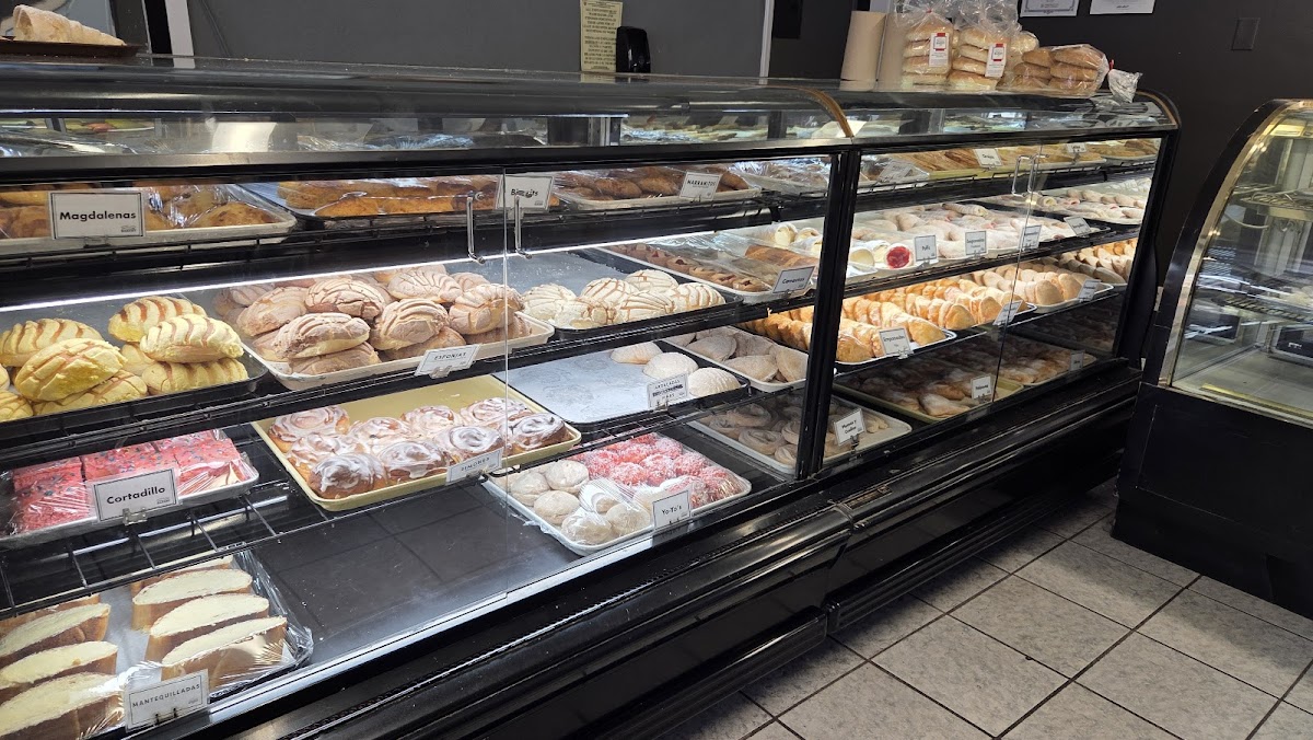 Sweet Life Bakery - Bakery in El Paso