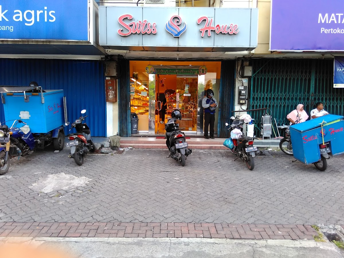 Swiss House Bakery in Semarang