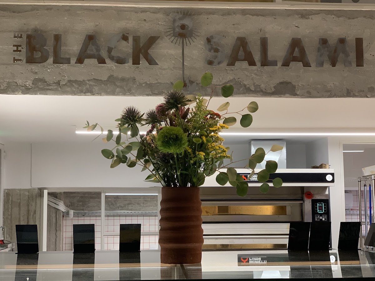 The Black Salami Microbakery in Αθήνα