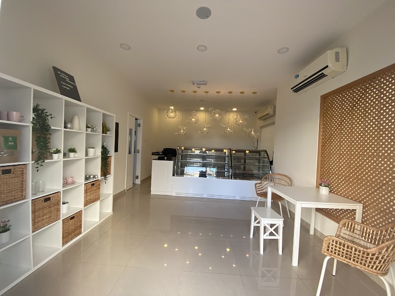The Kitchen Lab by Mireille in بوشر