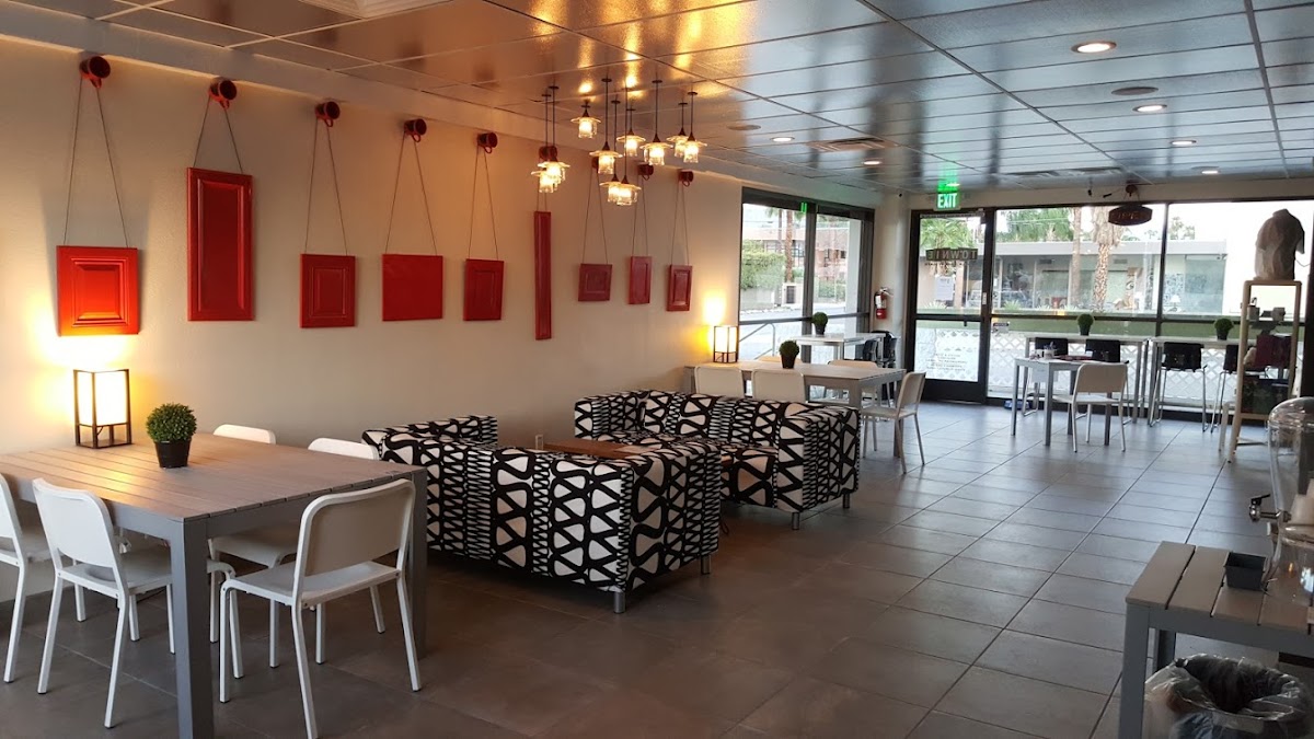 Townie - Bagels Bakery Cafe in Palm Springs