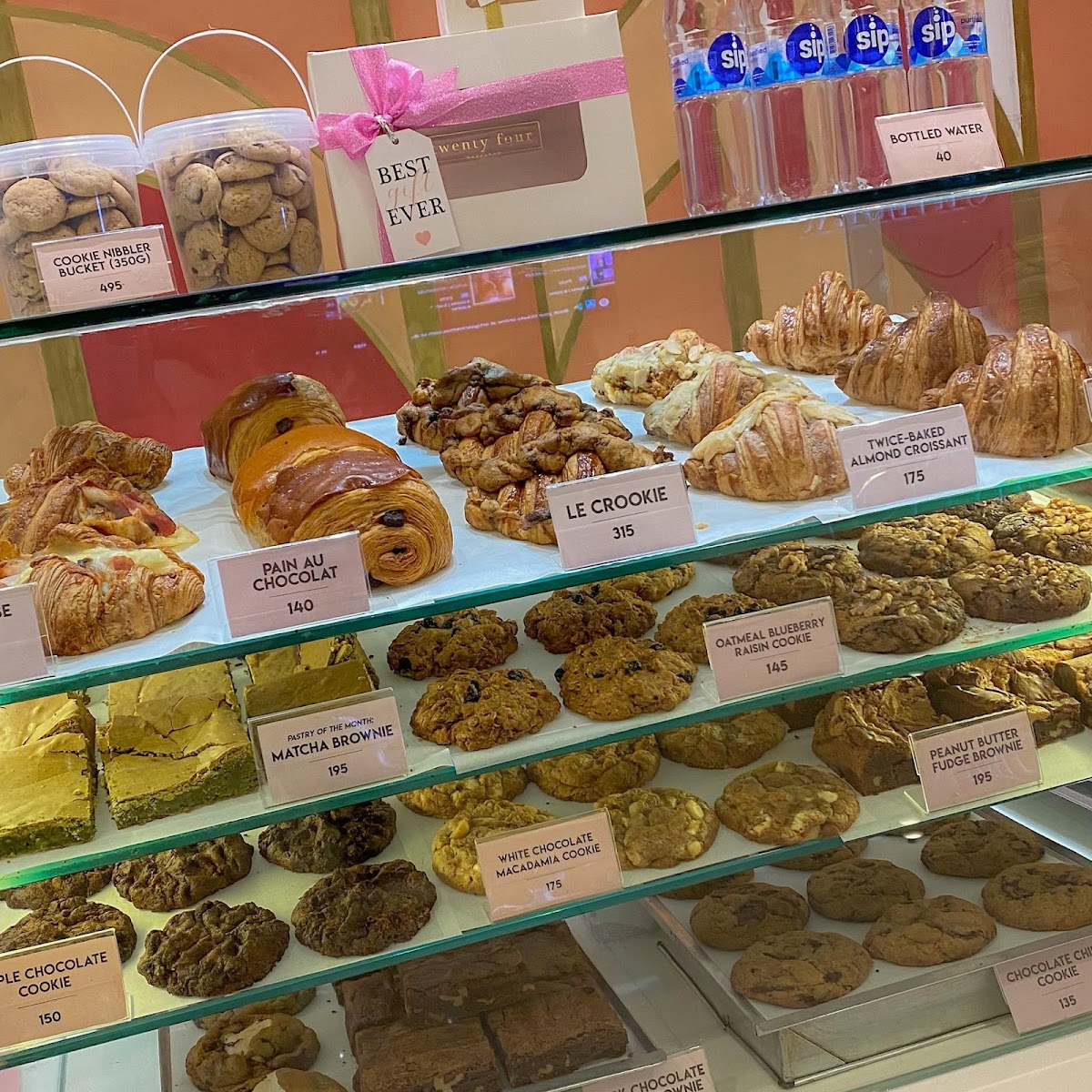 Twenty Four Bakeshop