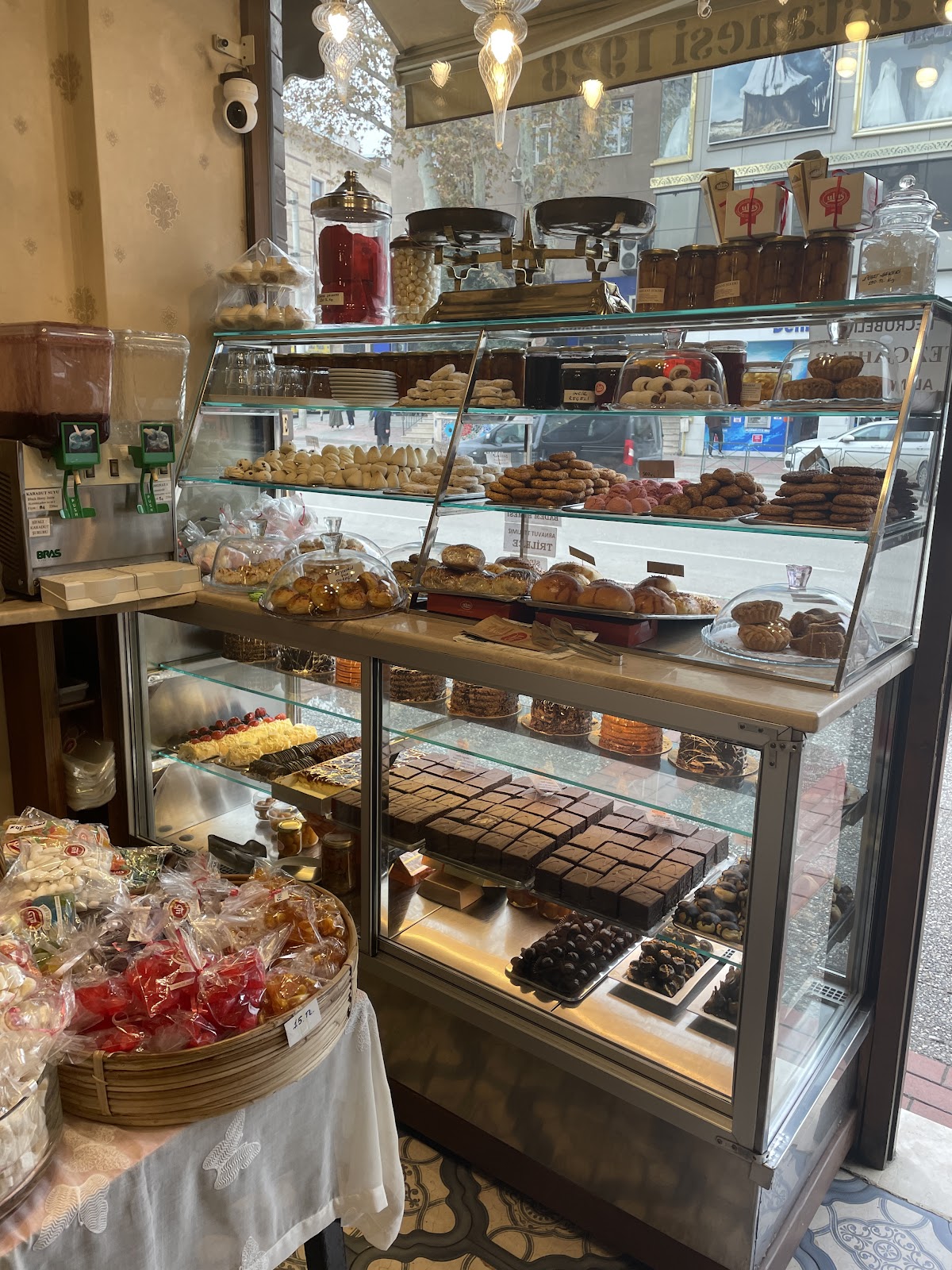 Ulus Pastanesi - Bakery in Osmangazi