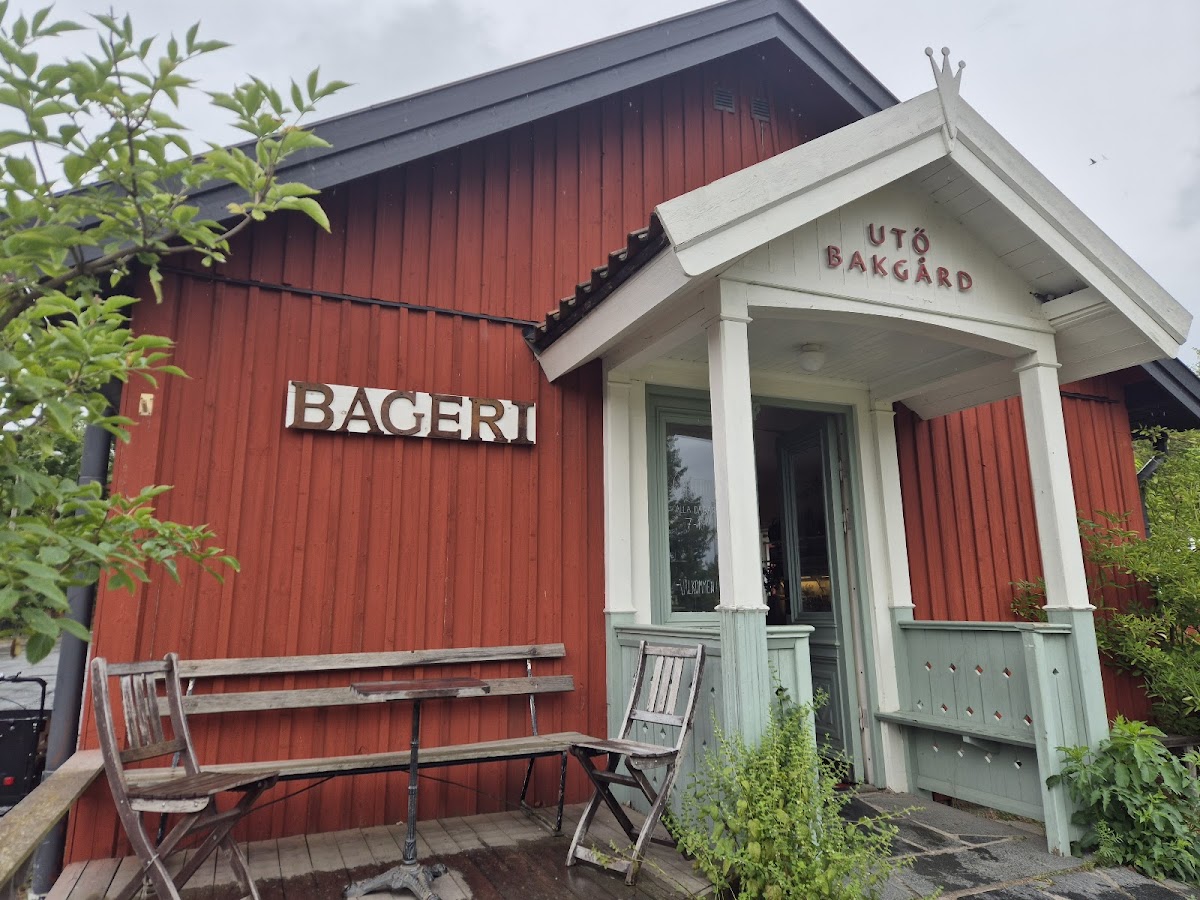 Utö Bakgård