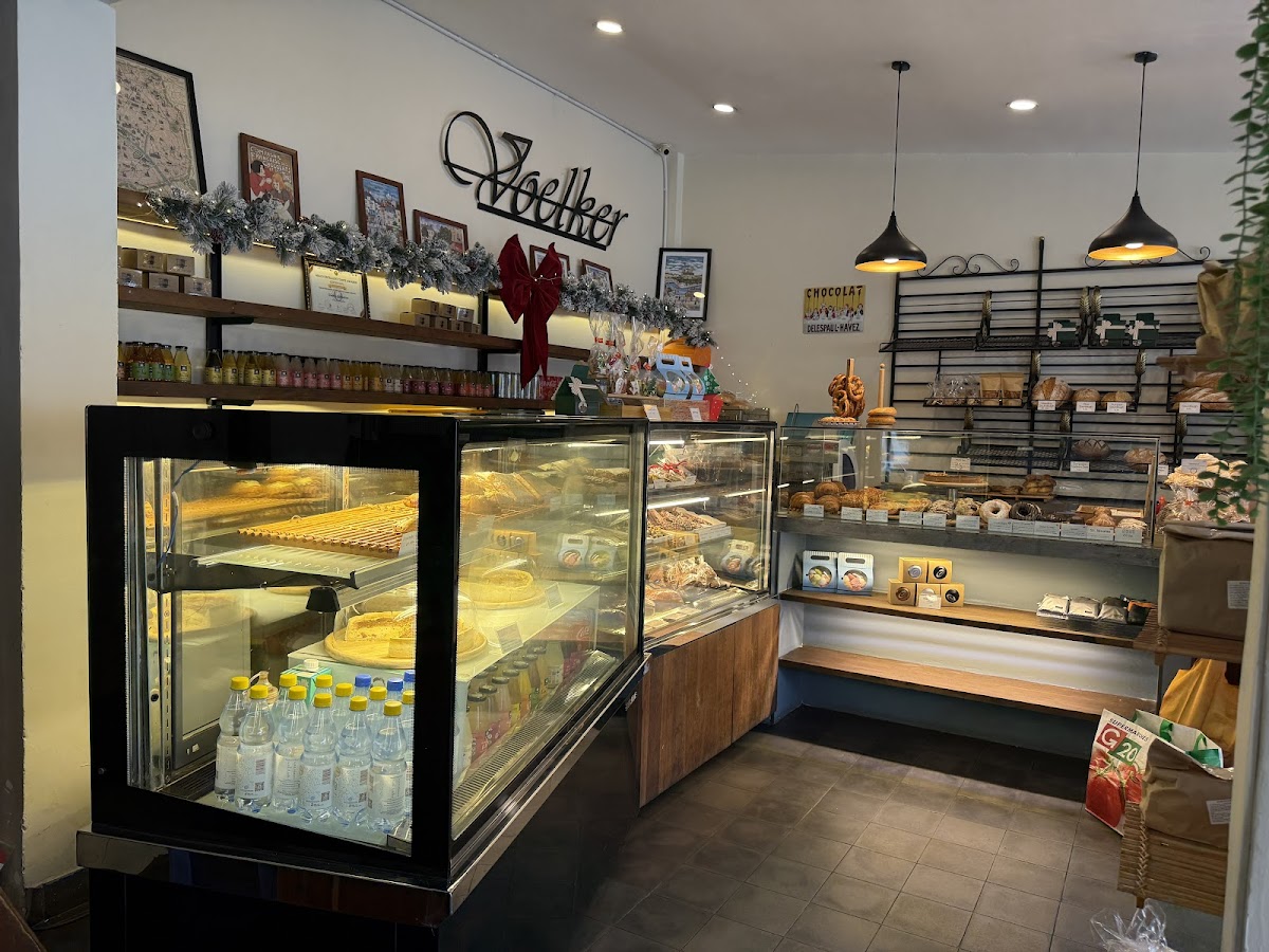 Voelker Patisserie in Thủ Đức