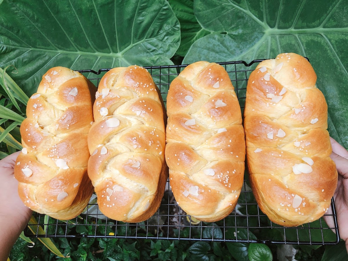 Vu Phuong Bakery Banh Mi Hoa Cuc Handmade in Quận Cầu Giấy