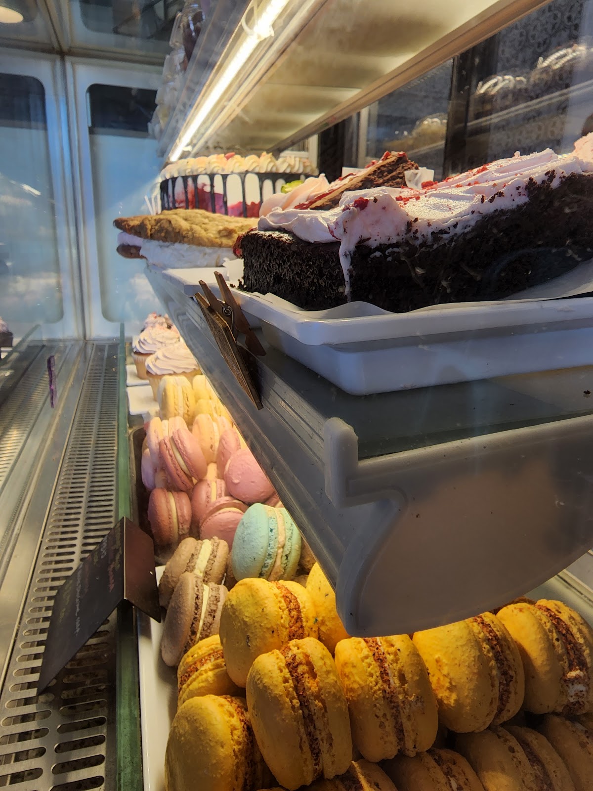 Weirdoughs Bakery & Café - Cafe Bakery in El Paso