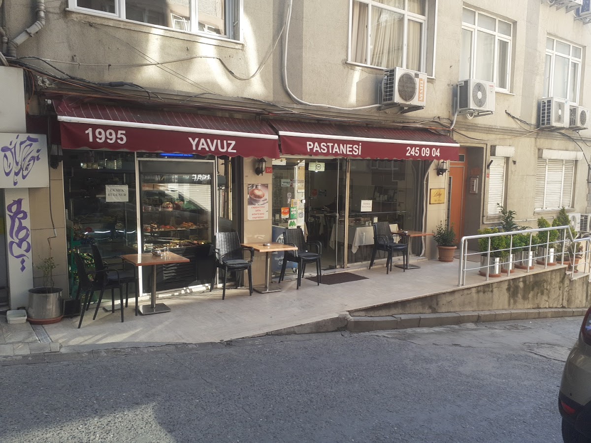 Yavuz pasta cafe in Beyoğlu
