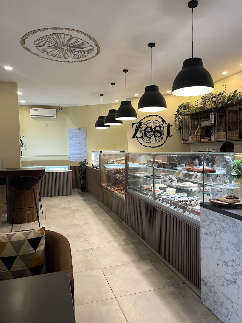 Zes't Pâtisserie in Abidjan
